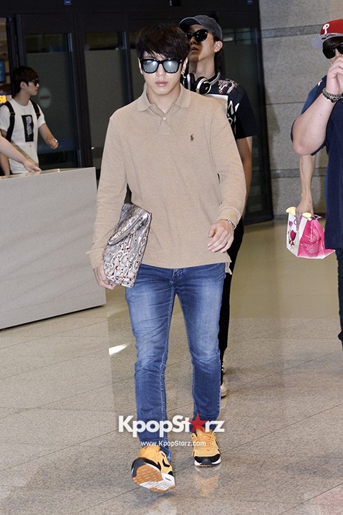 CNBLUE Casual Fashion on Way Home from First Solo Concert in Ghuangzhou ...