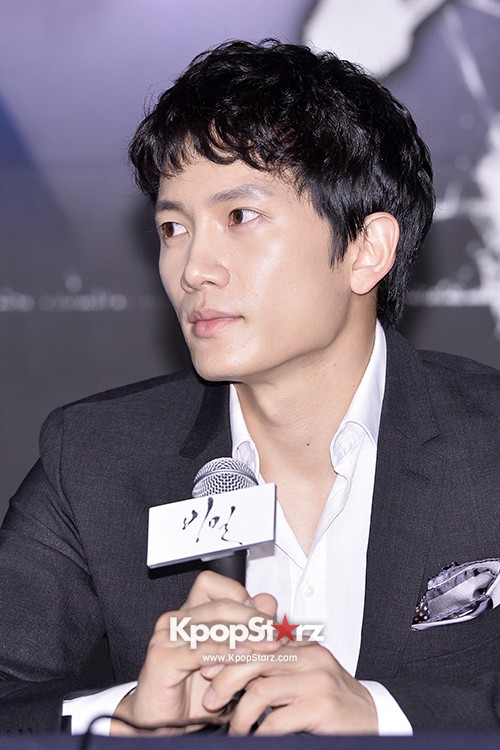 Ji Sung Attends KBS Drama 'Secret' Press Conference - Sep 11, 2013