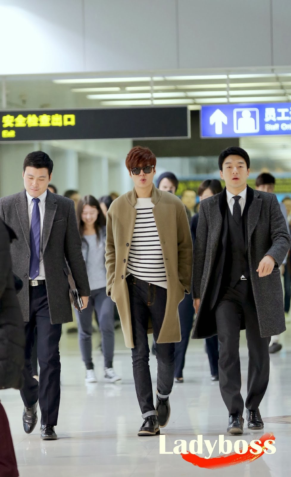 Airport Fashion Spotlight: Lee Min Ho’s Preppy and Hunky Airport