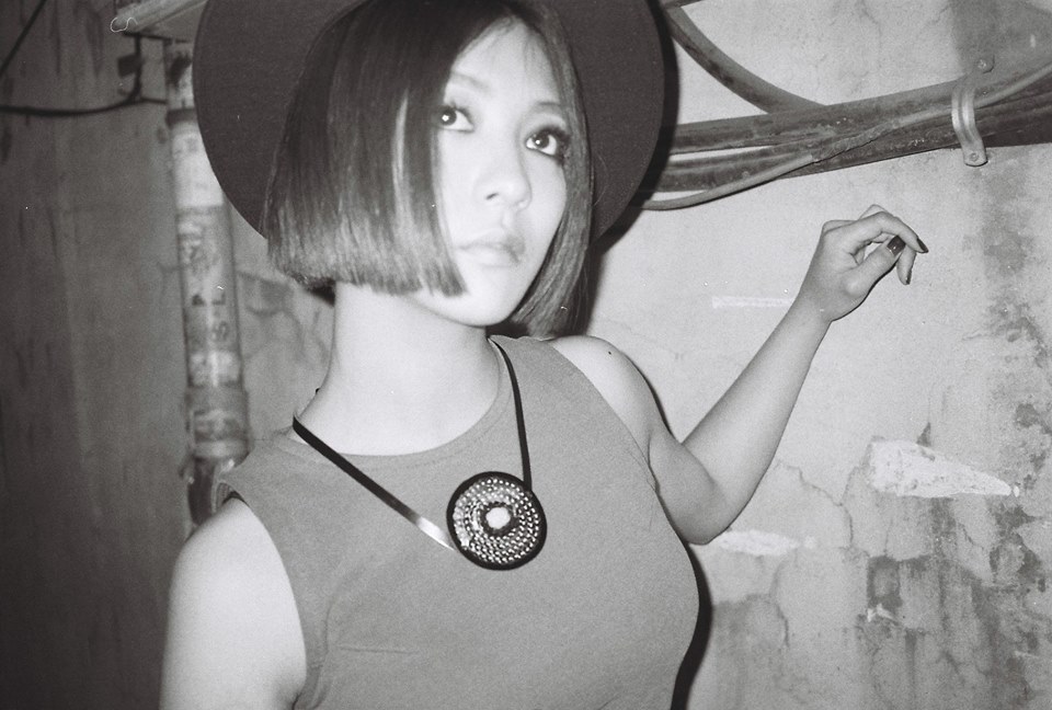f(x) Luna Is Almost Unrecognizable In 'Red Light' Teaser Images | KpopStarz