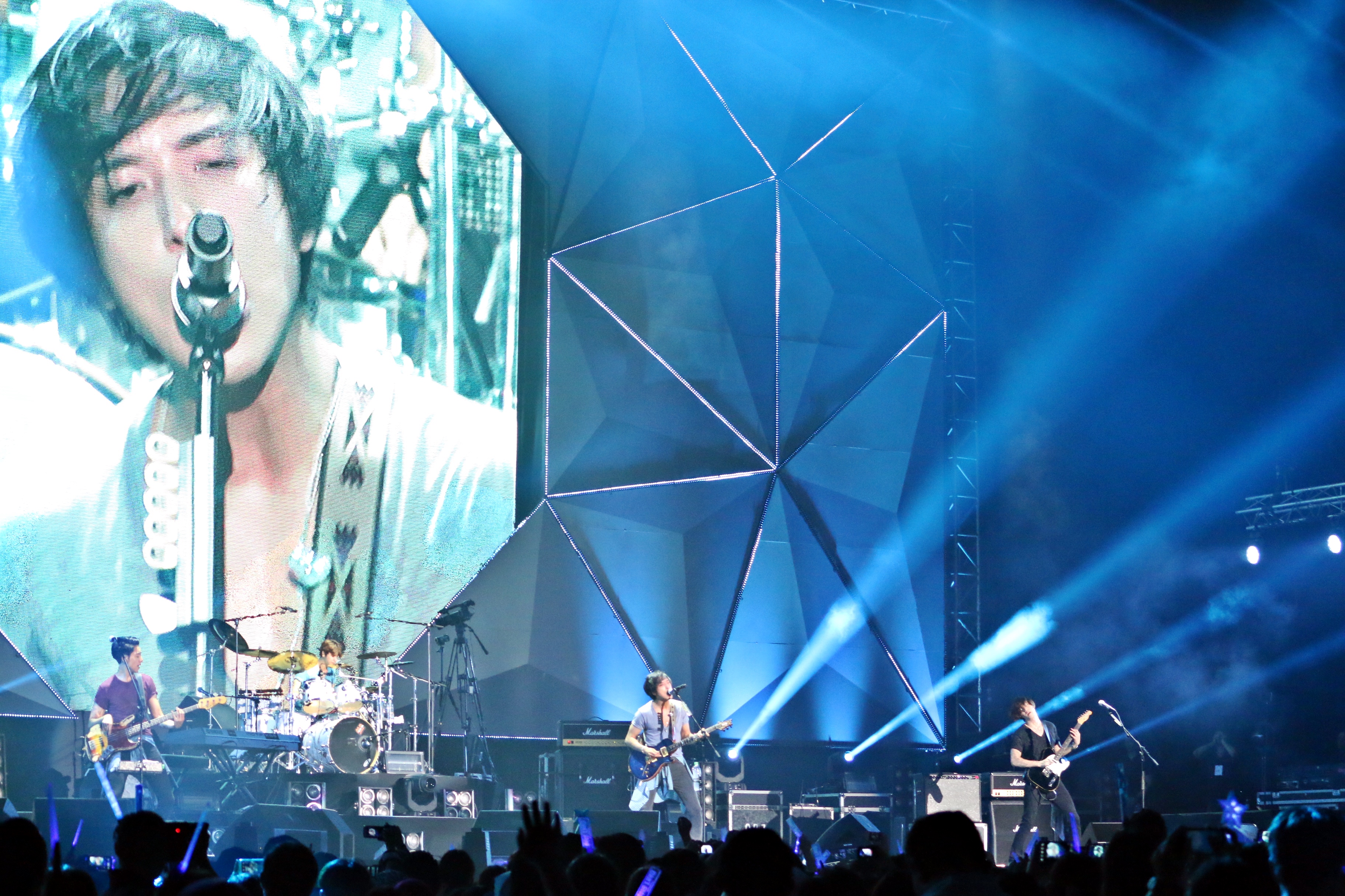 CNBLUE Can't Stop Live In Kuala Lumpur - August 9, 2014 [PHOTOS