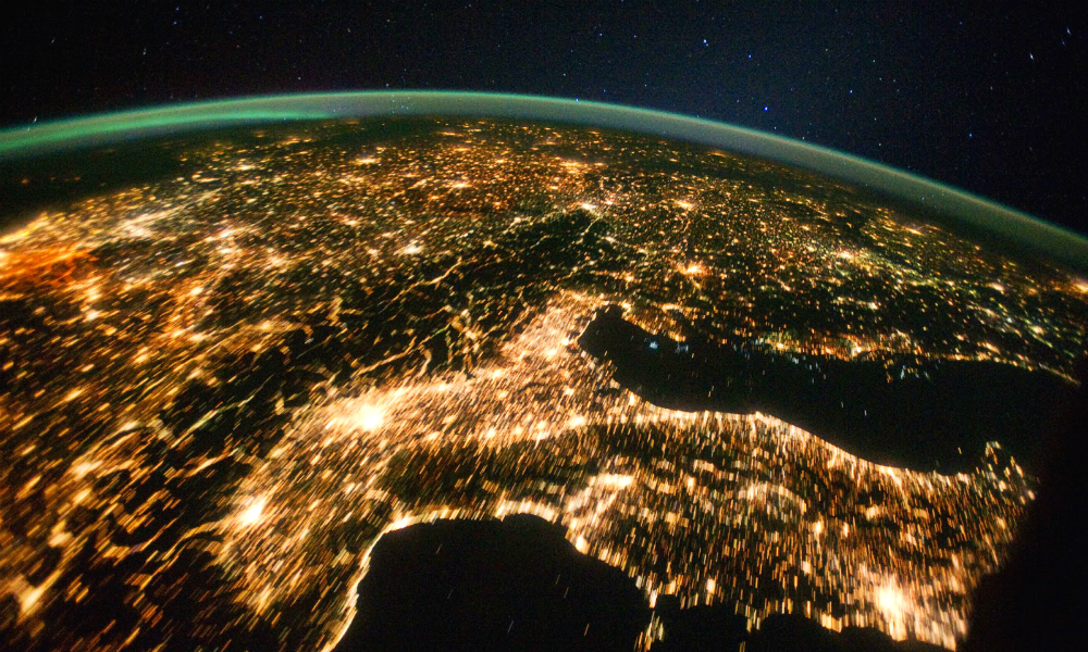 What The Earth Looks Like At Night From Space Kpopstarz