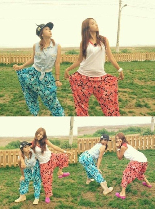 Jewerly Yewon and SISTAR Bora Sport the "Mom-Bbae Pants" | KpopStarz