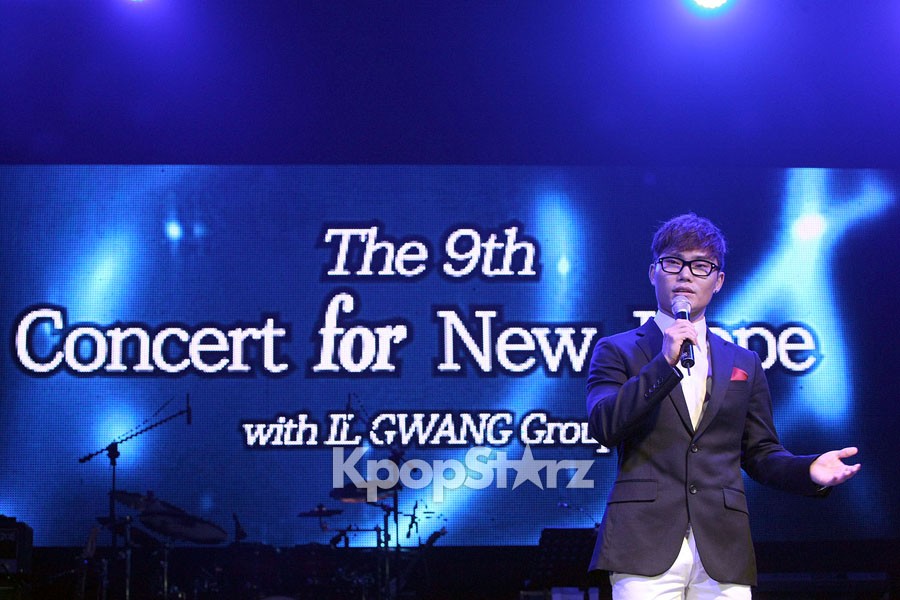 Kim Bum Soo’s Sweet Melody at Concert of Sharing Love and Hope for ...