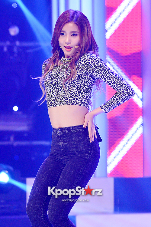 Hello Venus at MBC Music Show Champion - Nov 26, 2014 [PHOTOS] | KpopStarz