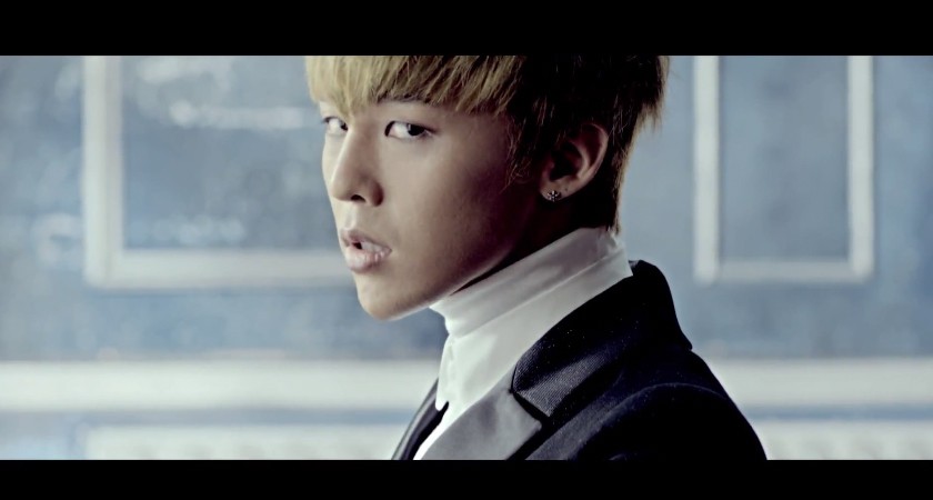 G-Dragon's Carisma on "That XX" Music Video Captures [40PHOTOS] | KpopStarz