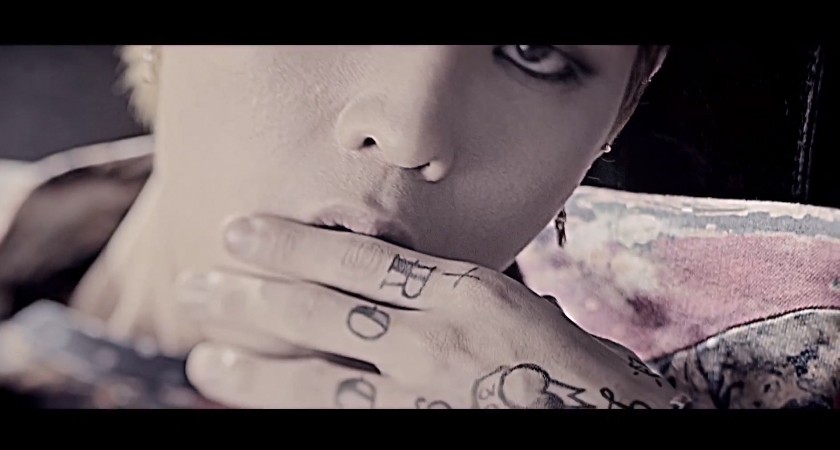 G-Dragon's Carisma on "That XX" Music Video Captures [40PHOTOS] | KpopStarz