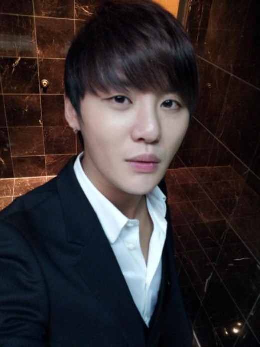 JYJ's Kim Jun Su Takes Self Camera | KpopStarz