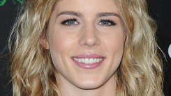 Emily Bett Rickards as Felicity Smoak