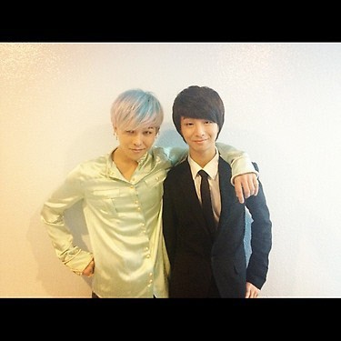 G Dragon Picture With Sungha Jung Collaboration For That Xx Kpopstarz