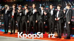 Super Junior at the KCON LA red carpet. 