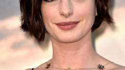 anne hathaway