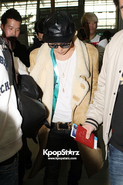 Big Bang Leaving to Hong Kong for MAMA 2012 [PHOTOS] | KpopStarz