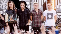 One Direction Performs On ABC's 'Good Morning America'