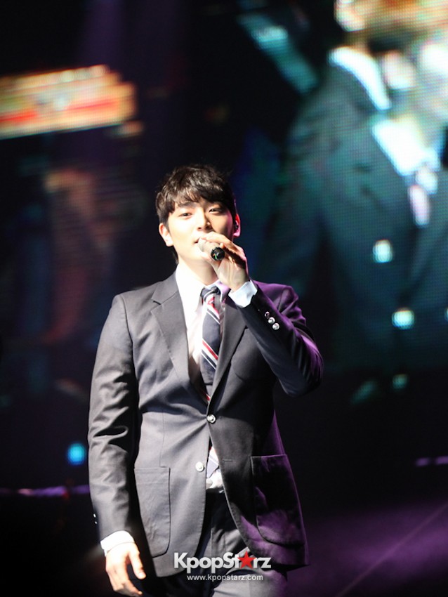 2AM Jinwoon Reveals his Charm at 'Way of Love' Finale in Malaysia ...