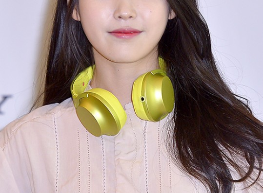 IU Attends SONY Korea h.ear Headphone Launching Event