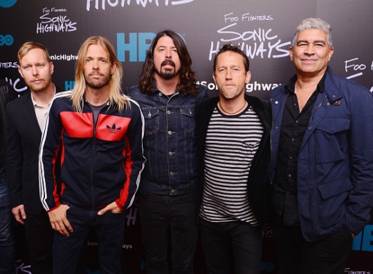 Nate Mendel, Taylor Hawkins, Dave Grohl, Chris Shiflett, and Pat Smear at the Foo Fighters 