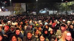 2014 Black Friday crowd at a Macy's store.