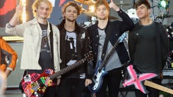 5 Seconds of Summer at NBC's 