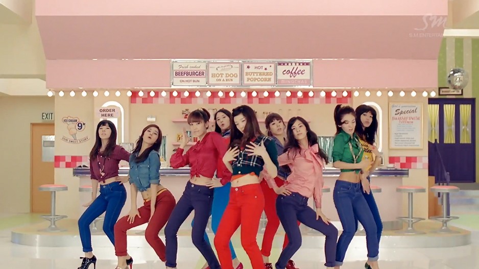 Girls Generation Dancing Queen Dance Version Music Video Captures Photos Kpopstarz 