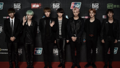 BTS MAMA 2015 Red Carpet