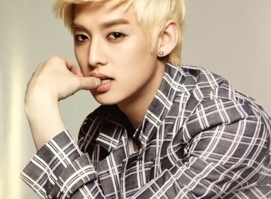 Eli of U-Kiss Reveals Secret Marriage, Wife 3 Months Pregnant