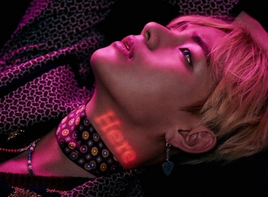 BTS V updates | KpopStarz