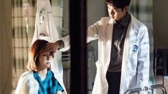 Still image of Yoo Yeon-Seok and Seo Hyun-Jin in the 