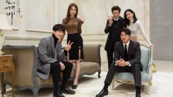 All cast members of the drama “Guardian”/”Goblin” in a photo session.