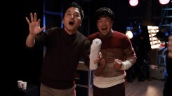 Jang Hyun-Sung (L) in his latest movie “Curtain Call” as the director of theater company.