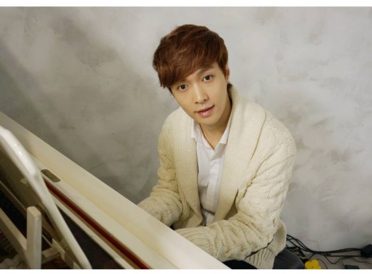 EXO's Lay