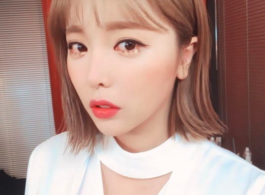 Hong Jin Young | KpopStarz