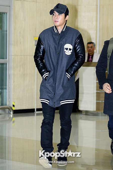 Airport Fashion: Kim Hyun Joong Returns Looking 