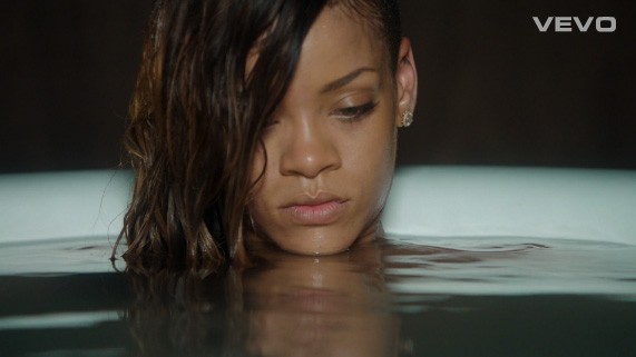 Rihanna’s Beautiful Photo in Music Video of Latest Single ‘Stay