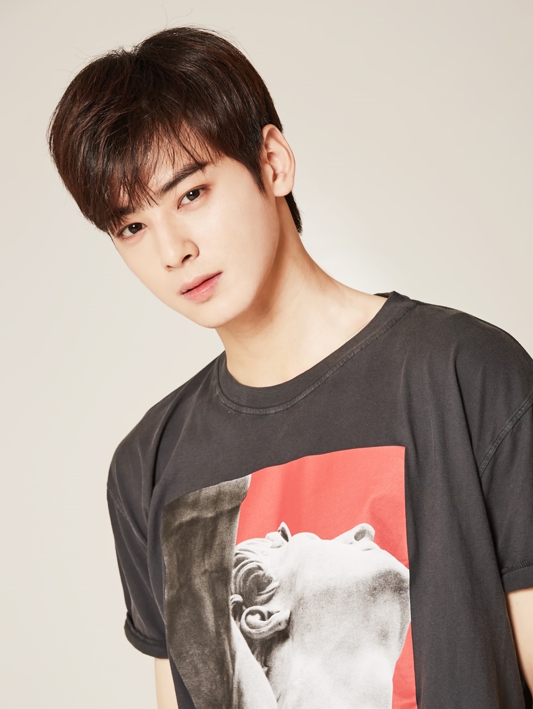 ASTRO Cha Eun Woo s Brother Academic Background Becomes Hot Topic