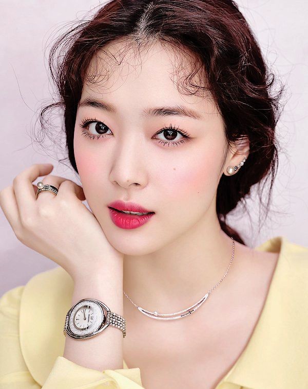 Sulli to Possibly Star in the Second Installment of Netflix's "Persona"