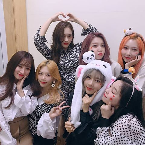 Fun Facts About The Girls of Dreamcatcher | KpopStarz