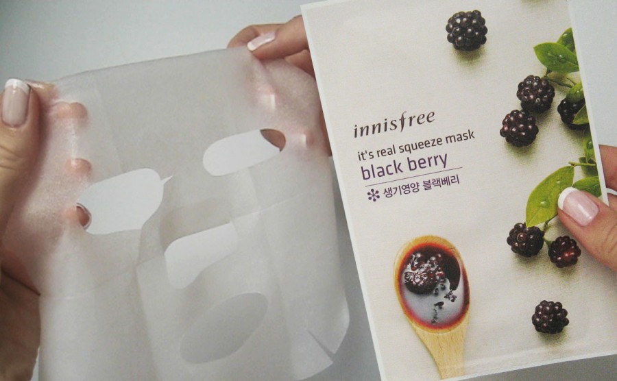 Complete Your Skin Care Routine With Innisfree's Real Squeeze Mask (Blackberry)