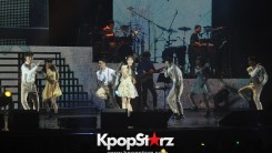 IU Successfully Ends The Memorable Concert In Singapore [PHOTOS]