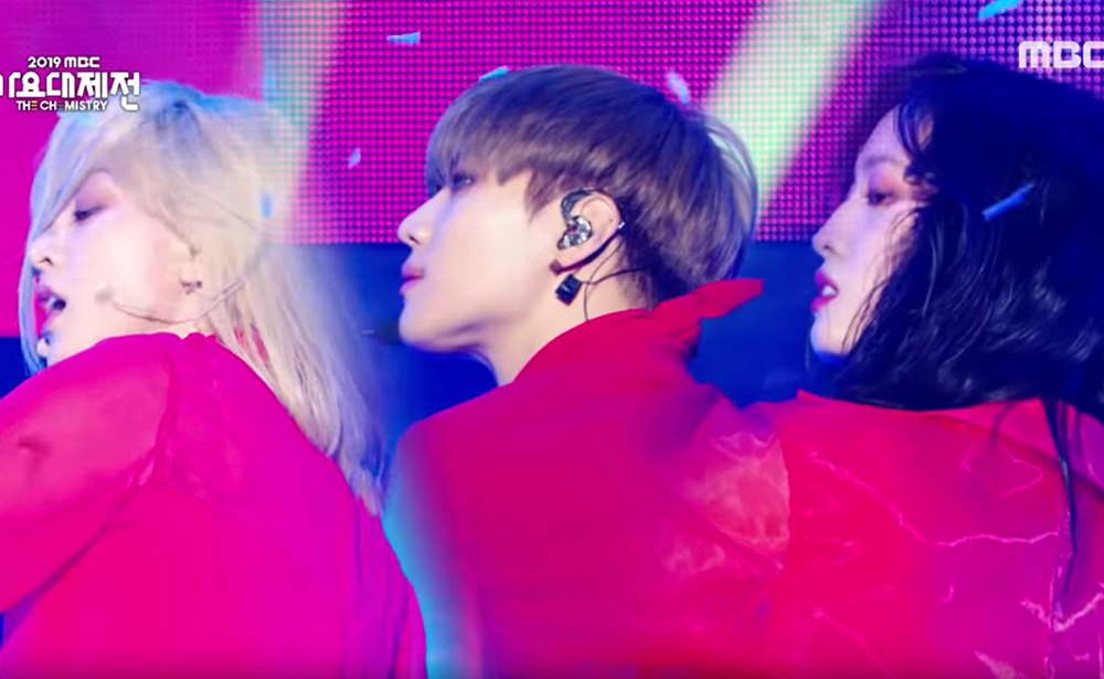 Watch Twice Momo And Jihyo Shinee Taemin Perform Together At The 19 Mbc Music Festival Kpoplover