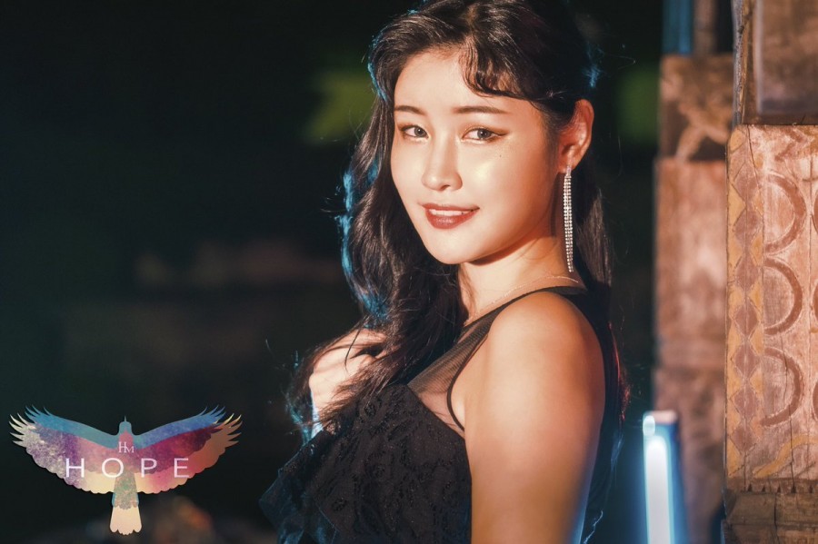 HYEMIN 혜민 becomes the first Korean soloist candidate to Best International Artist on 2020 Premios MIN. 