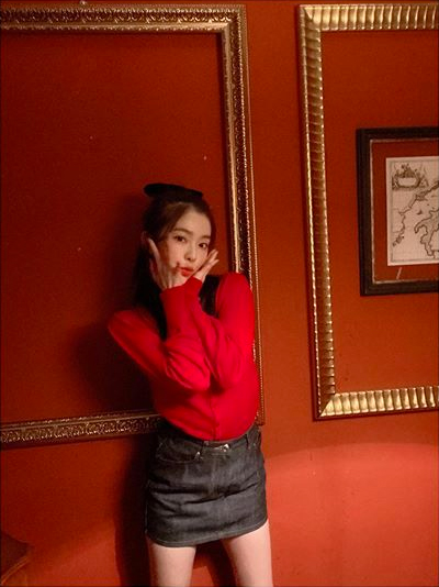 Red Velvet 'Irene', eye-catching beauty