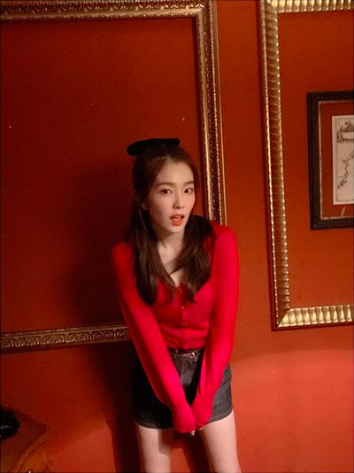 Red Velvet 'Irene', eye-catching beauty
