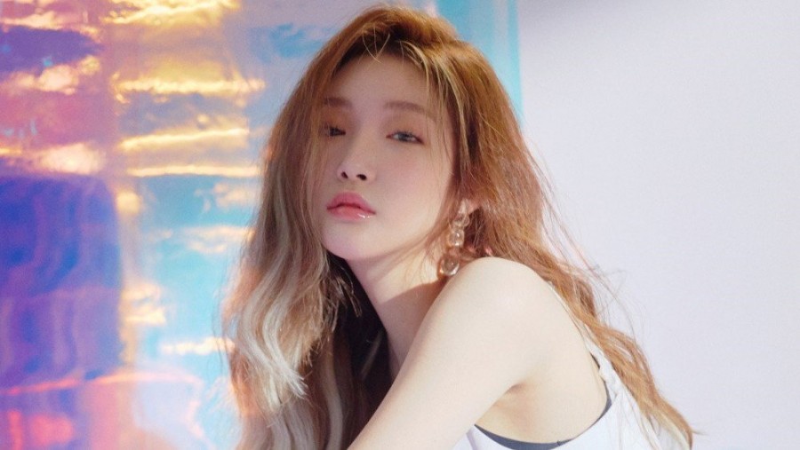 Kim Chungha Became a Victim of Racism During Visit in Milan