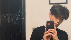Eric Nam, perfect mirror selfie