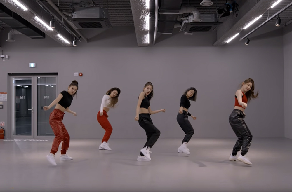 ITZY, 'WANNABE' Dance Practice video, special charisma