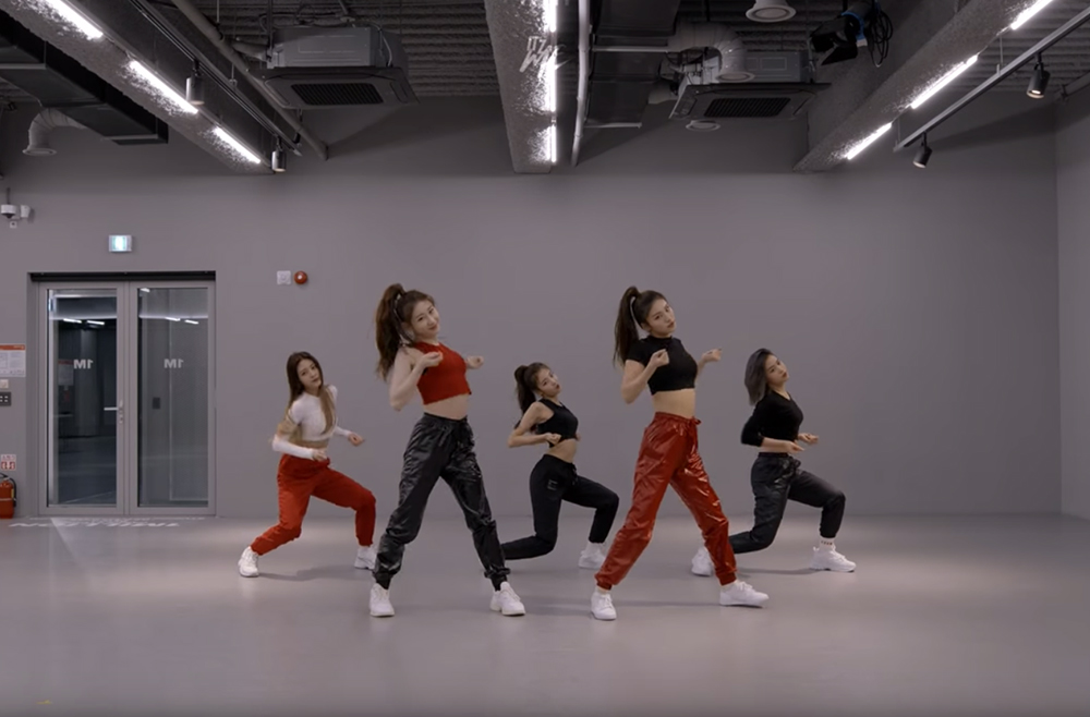 ITZY, 'WANNABE' Dance Practice video, special charisma