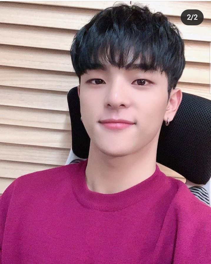 Former Stray Kids Member Woojin Shared Live Broadcast To Fans + Shared Future Activities