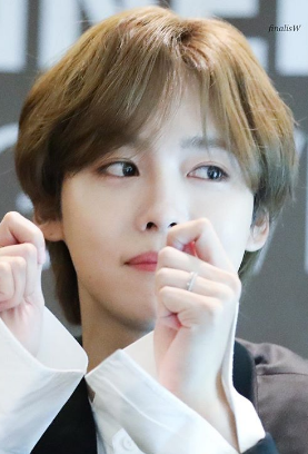 WINNER Jin Woo Confirms Military Enlistment through a Heartwarming