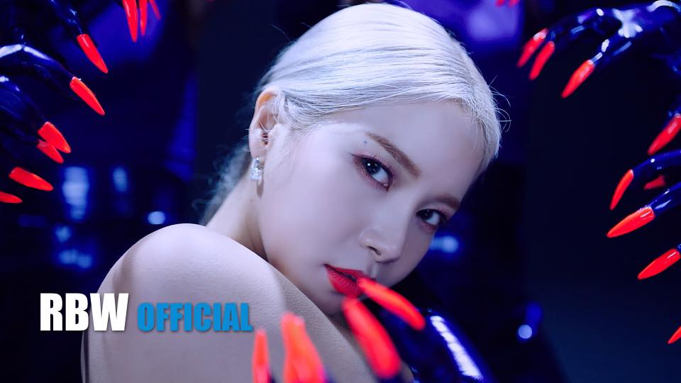 Mamamoo Solar, gorgeous fingertip performance, solo debut song 'SPIT IT OUT' teaser
